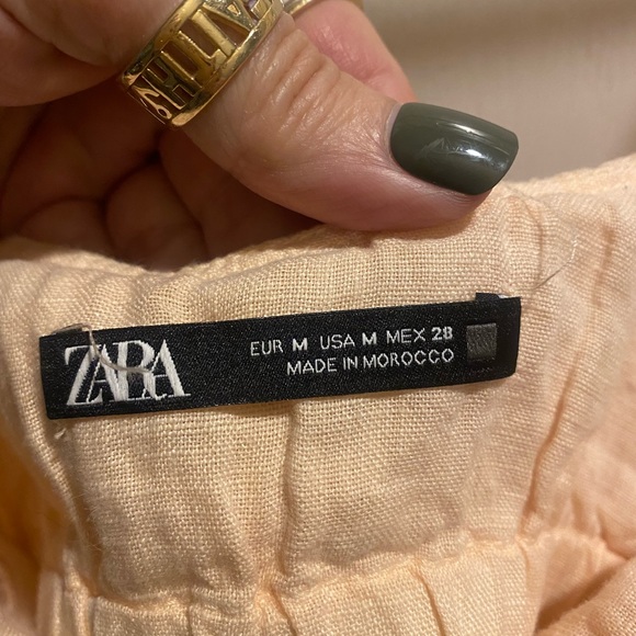 Zara peach crop top. - Picture 3 of 3